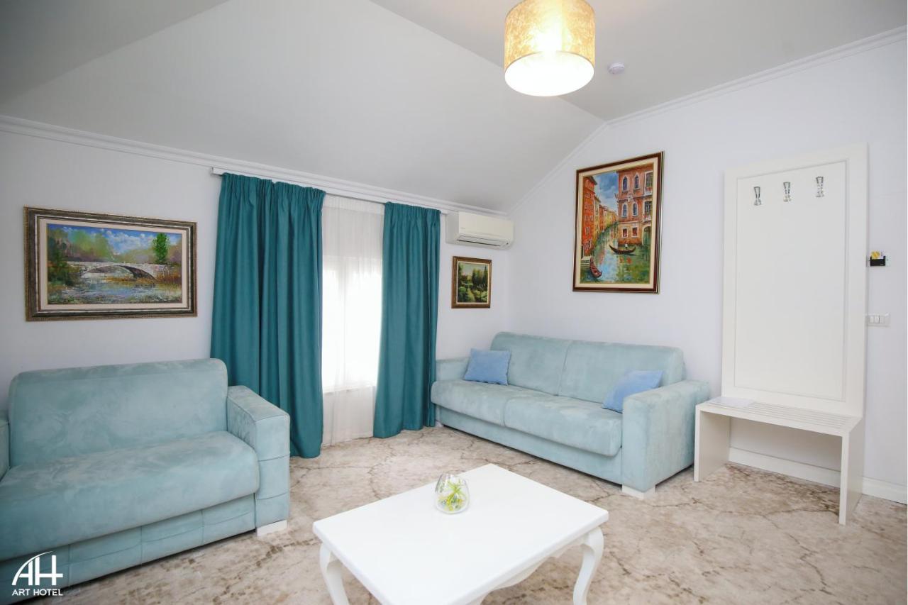 Art Hotel Tirana Eksteriør billede